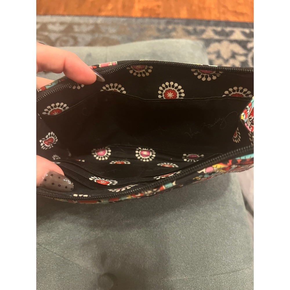 Vera Bradley Wallet Wristlet Black Paisley Pattern Zipper Pockets - Picture 3 of 3